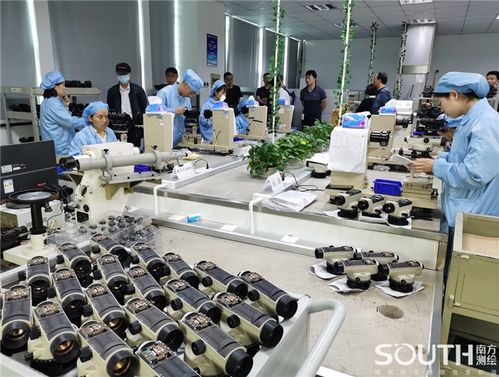 无锡市测绘地理信息科技沙龙走进南方常州工厂